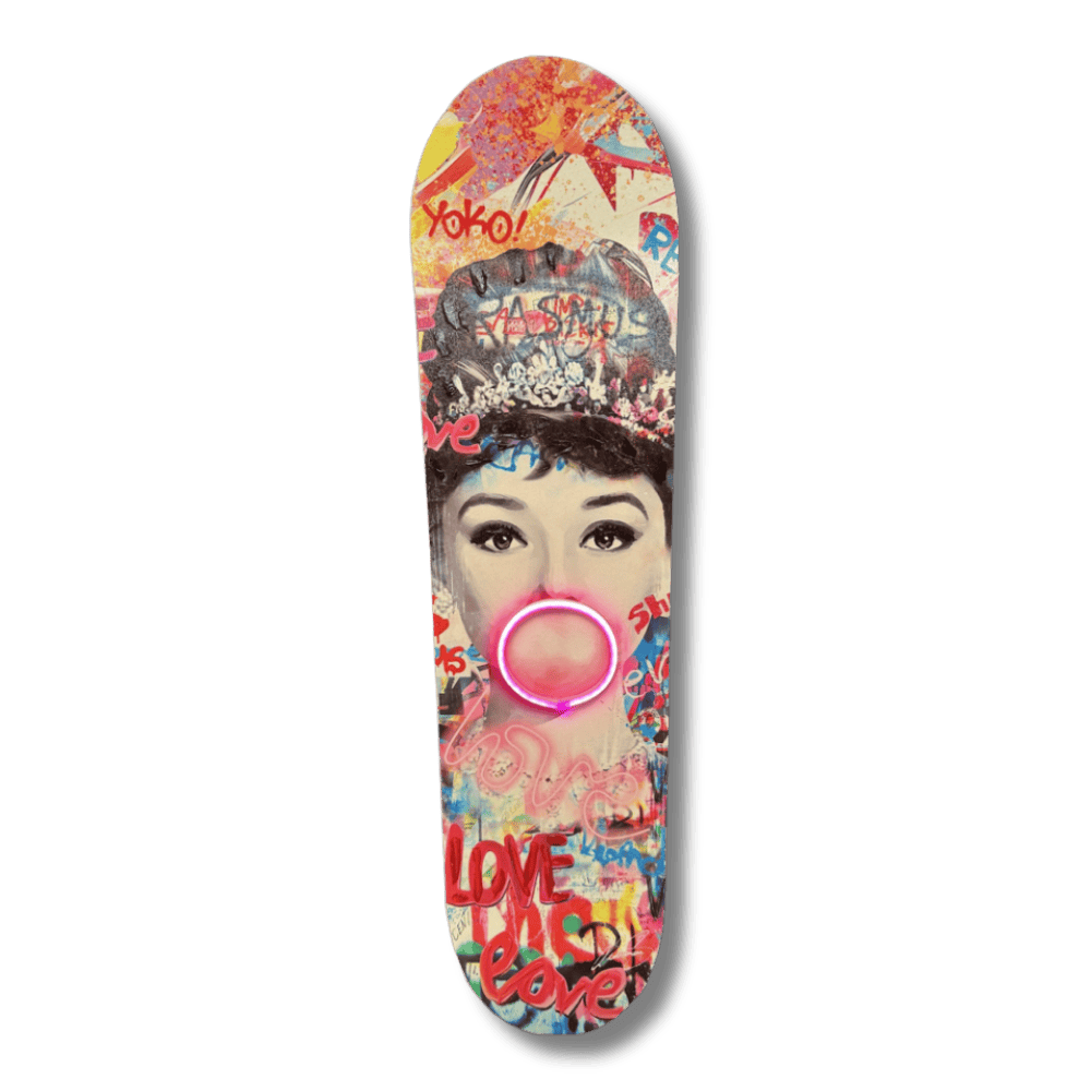 Audrey Pop Queen – Handmade LED Skateboard