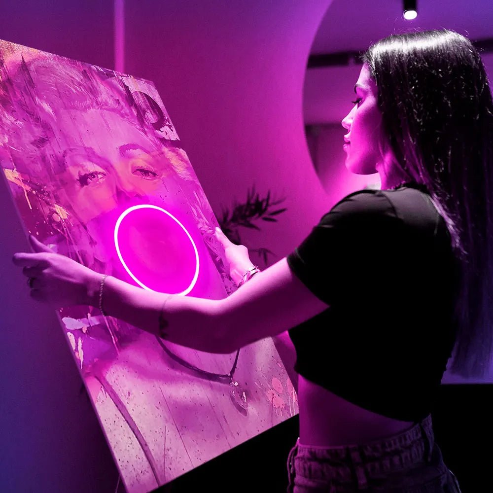 Marilyn Bubble V.2 | Led Wall Art - LEDMansion | Led Wall Art